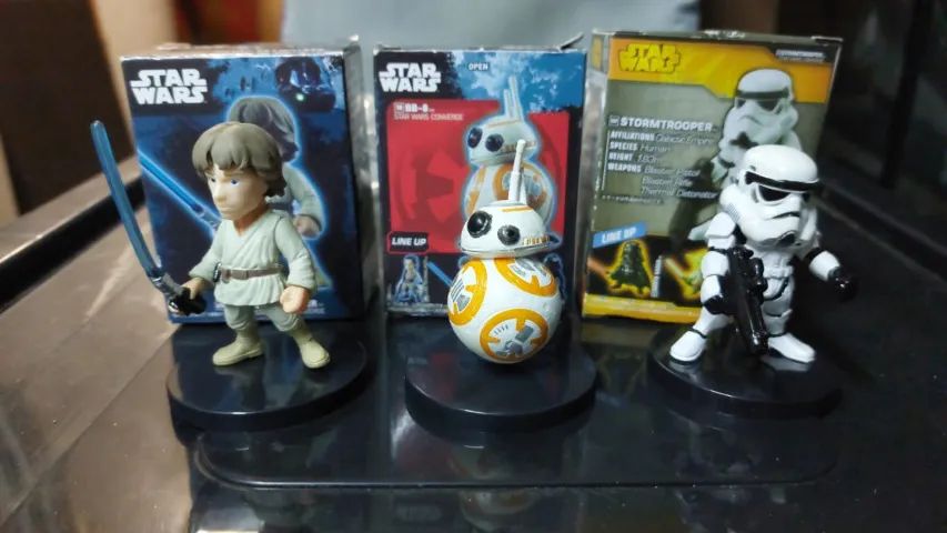 3 Miniaturas Star Wars Bandai - Luke Skywalker, Stormtrooper e BB8