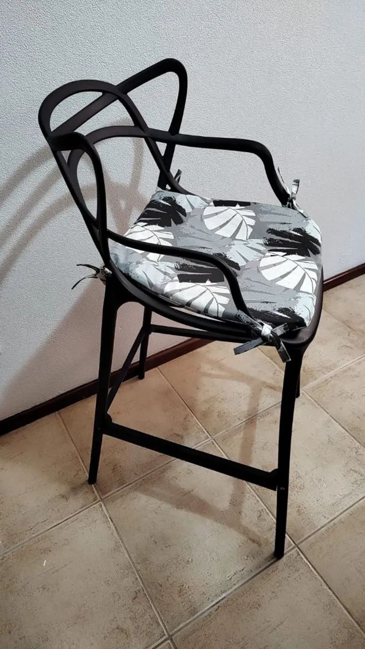 Banquetas preta com almofada  - Foto 3