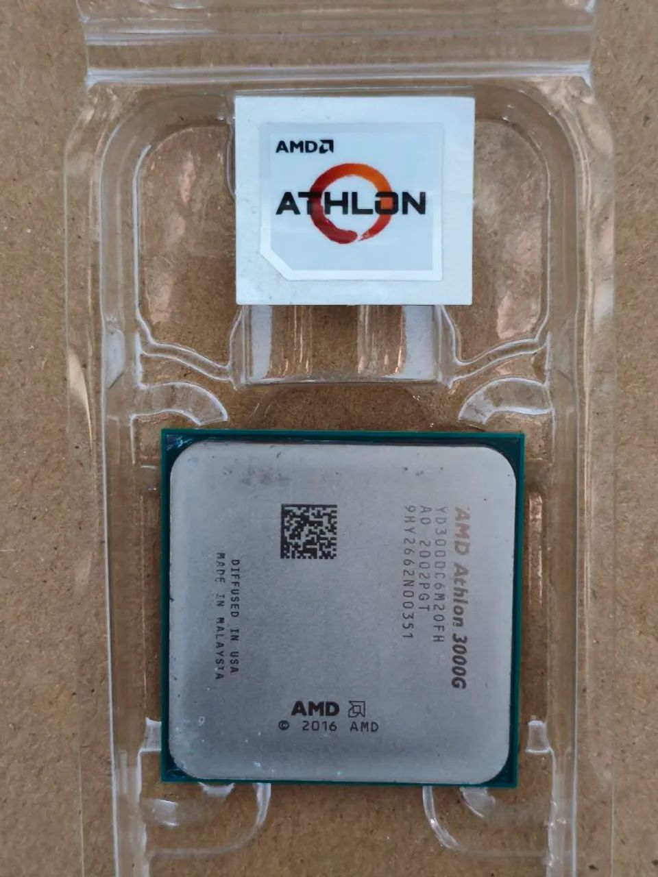 Processador Athlon 3000g com vídeo integrado. (sem cooler) 
