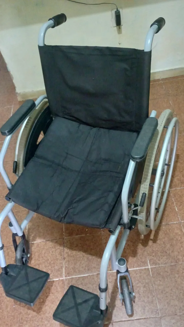 Cadeira de Rodas - Conforto e Mobilidade