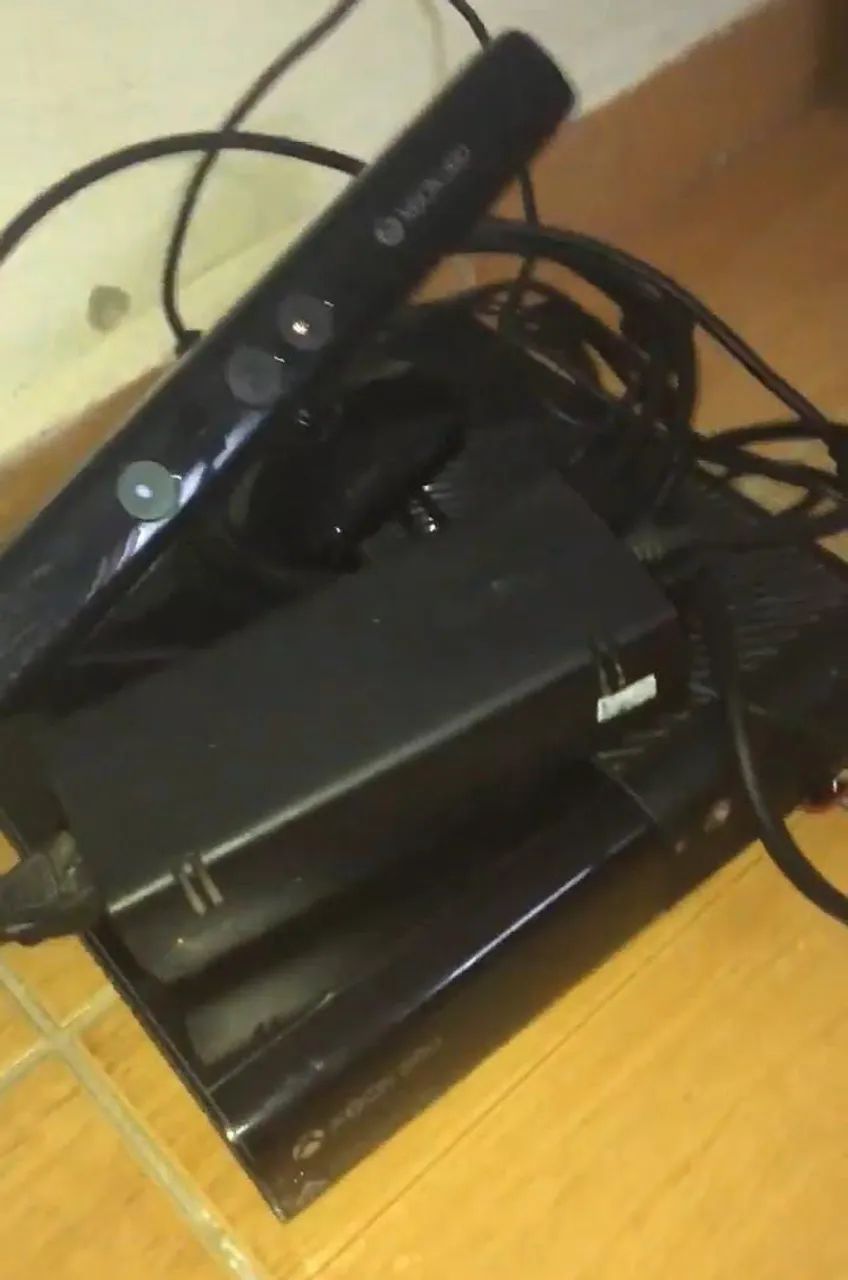 Xbox 360 completo com Kinect
