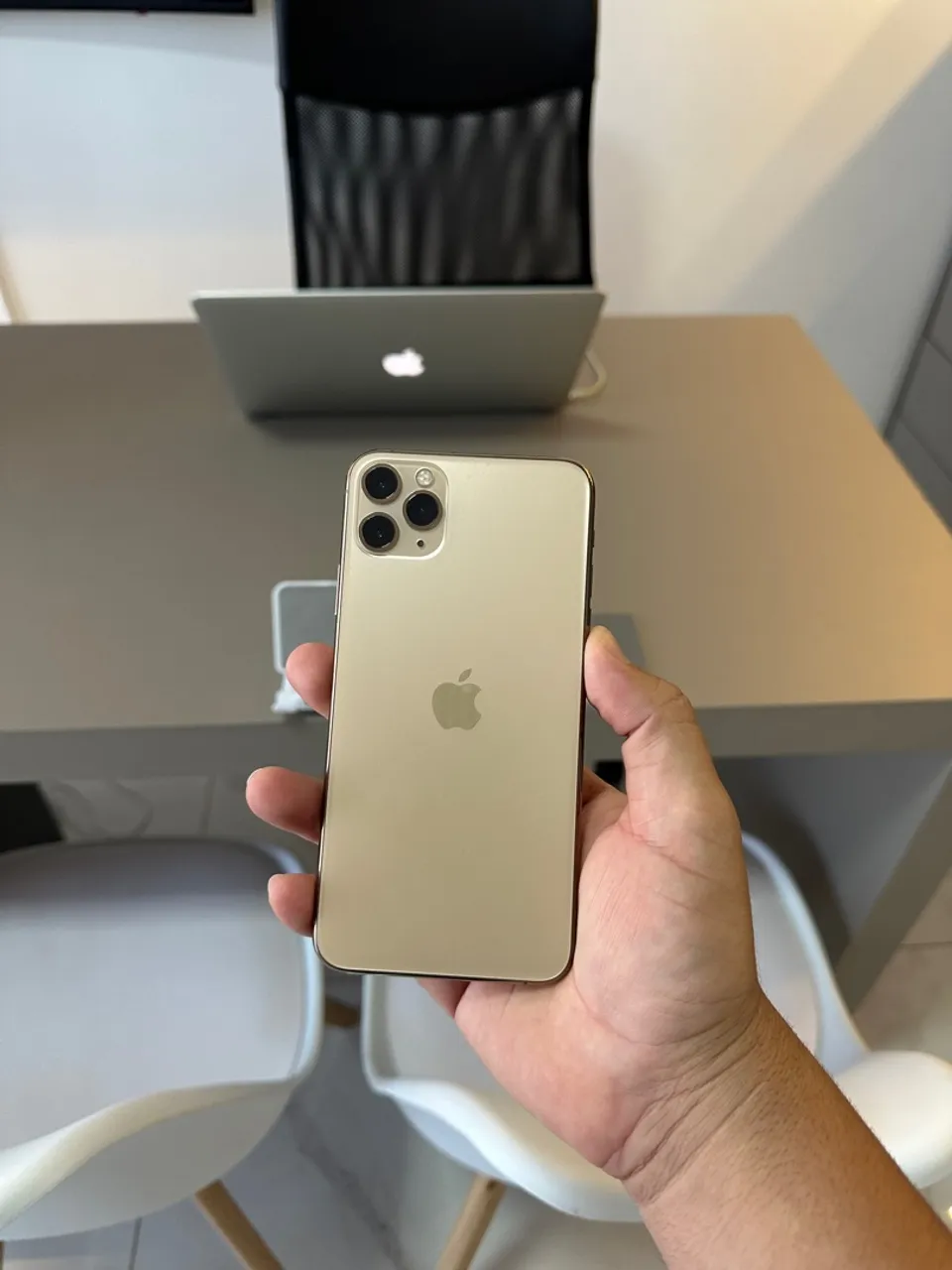 iPhone 11 Pro Max 64 gigas atualizado