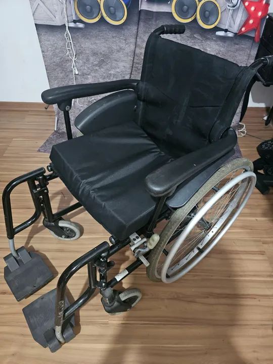 Cadeira de rodas Jaguaribe 