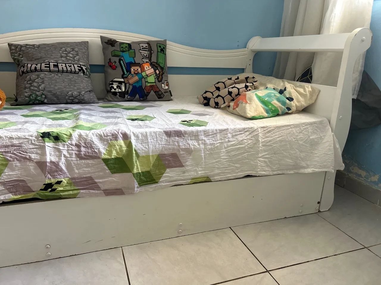 Cama de solteiro com outra cama em baixo  - Foto 2