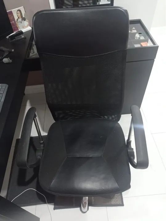 Cadeira Giratória com Rodas - Foto 3