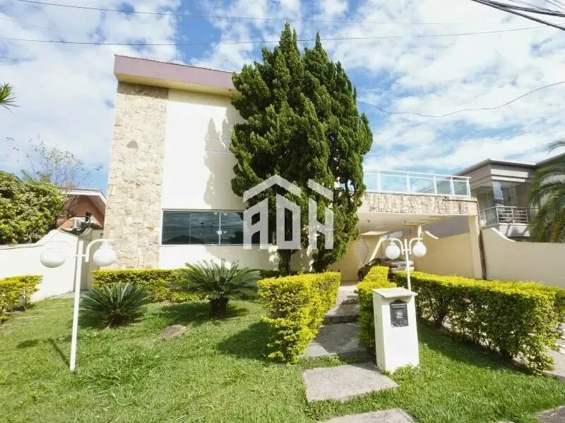 Casa para Locação no Residencial Alphaville
