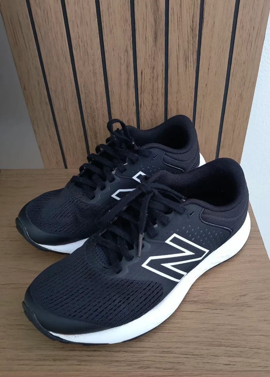 TÊNIS NEW BALANCE - N° 35 (SEMINOVO)