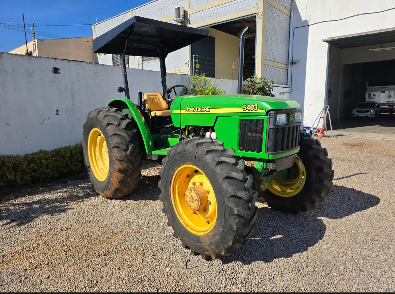 Trator John Deere 5403 - Foto 4