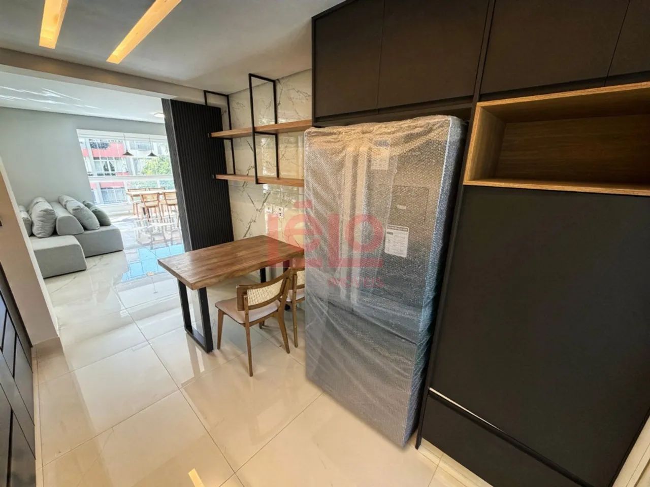Apartamento de alto padrão à venda no Edifício Haus Garten  Zona 7