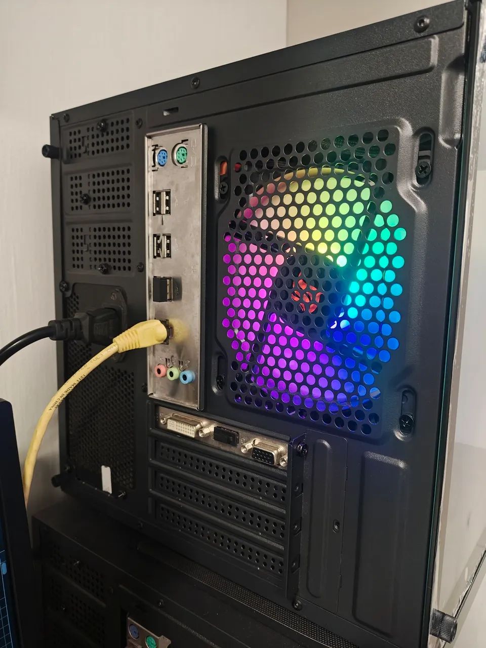 PC Servidor 128GB RAM Xeon E5 2630 v2 - Foto 2