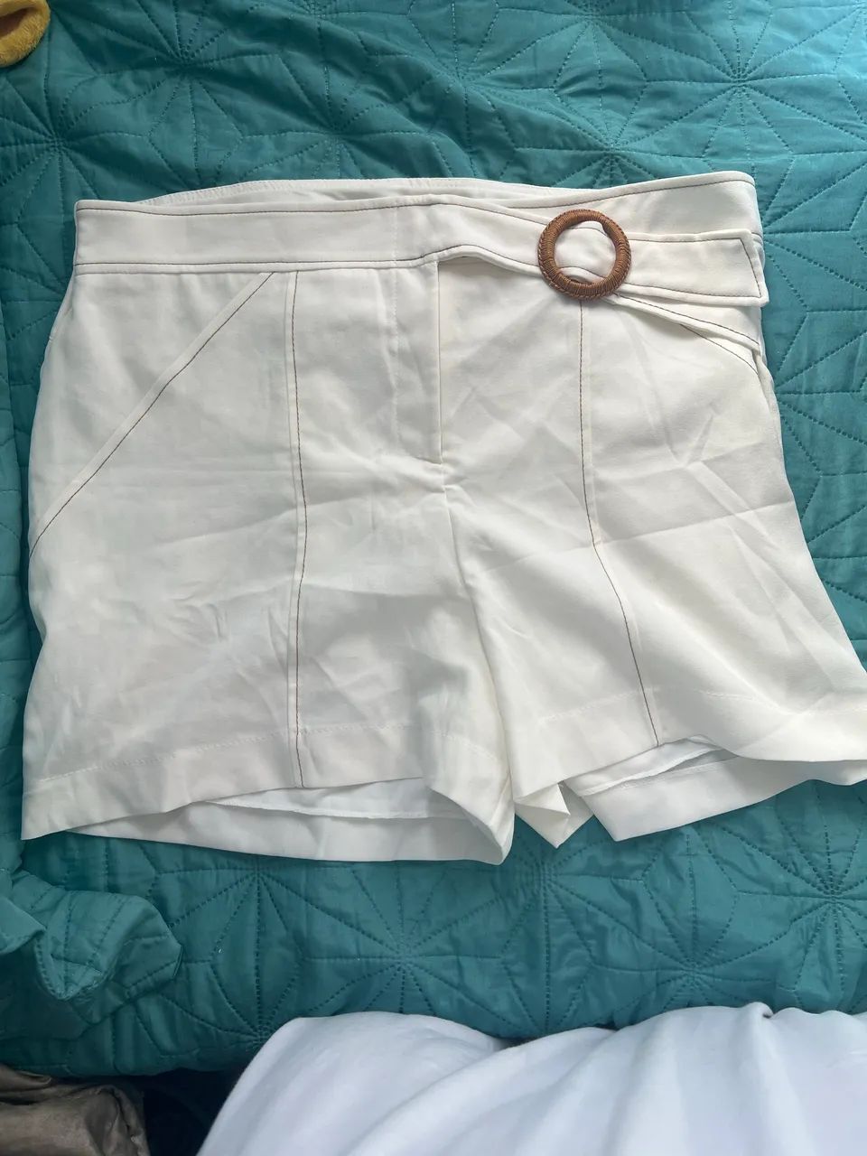 Short branco marca up plus tamanho 46 ao 48 - Foto 2
