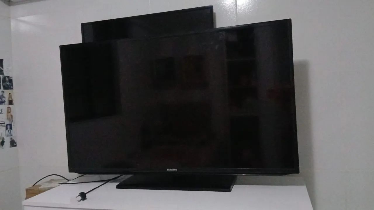 Tv samsung 50 polegadas funcionando porém tá ficando com a imagem escura  - Foto 2