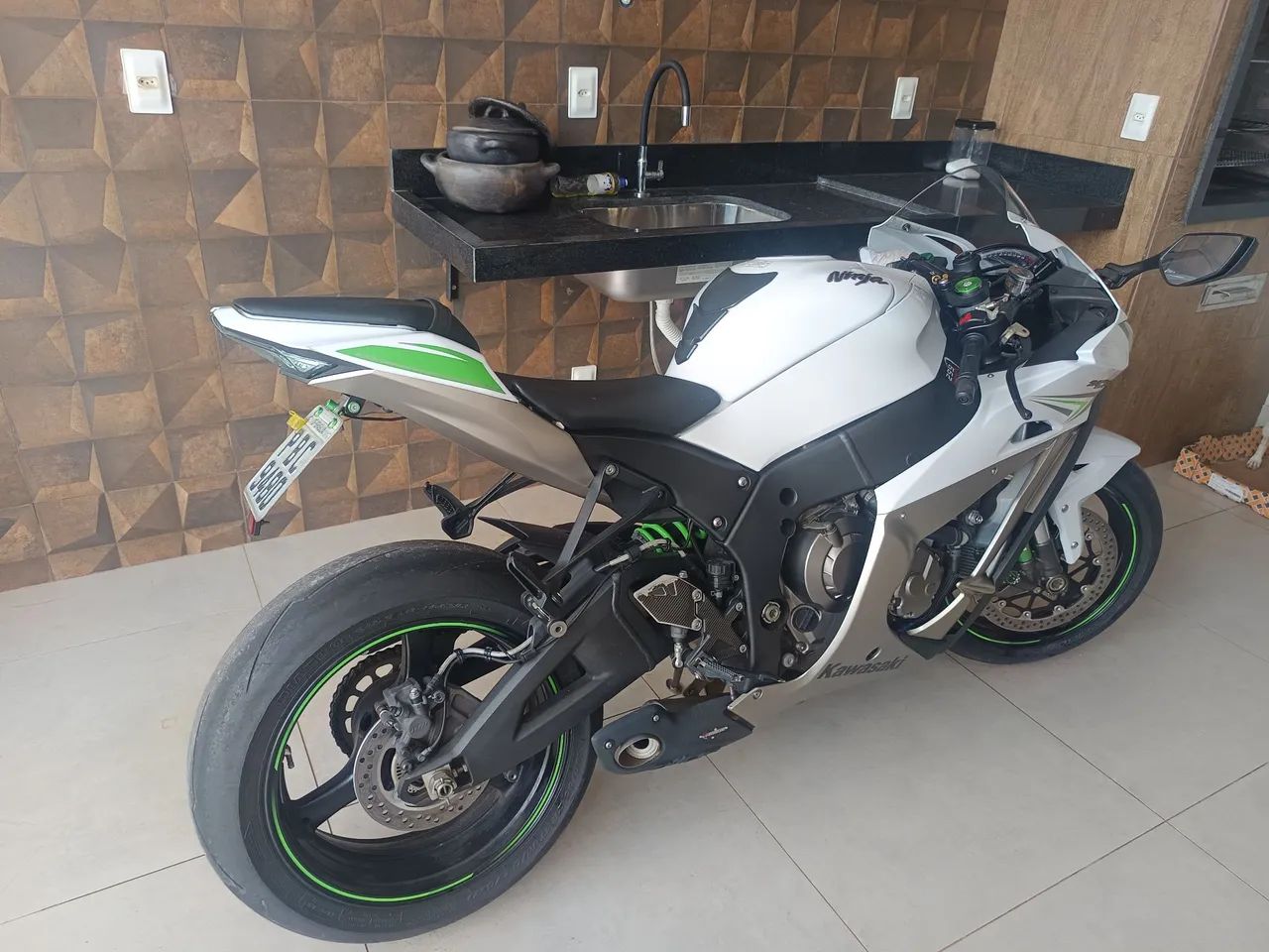 Kawasaki Zx-10/ Zx-10r 1000cc 2017 - 1479652175 | OLX