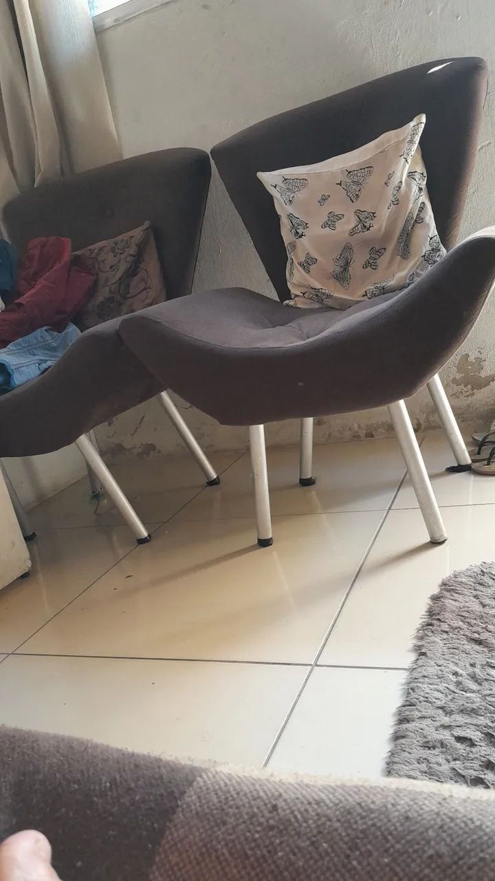 Armchairs444757604157378560