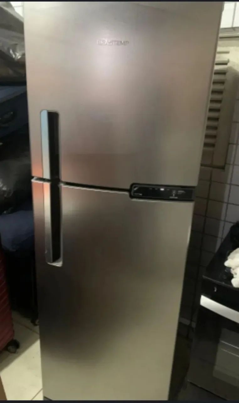 Geladeira Eletrolix 375lts 