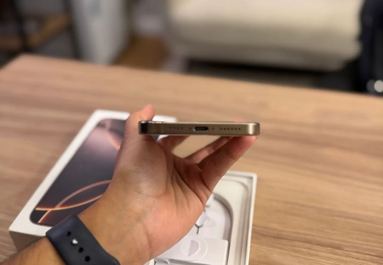 iPhone 16 Pro Max 256GB  - Foto 5