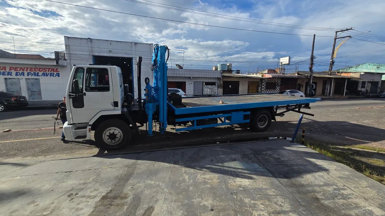 CAMINHÃO FORD CARGO 1317F 2005/2006 - Foto 3