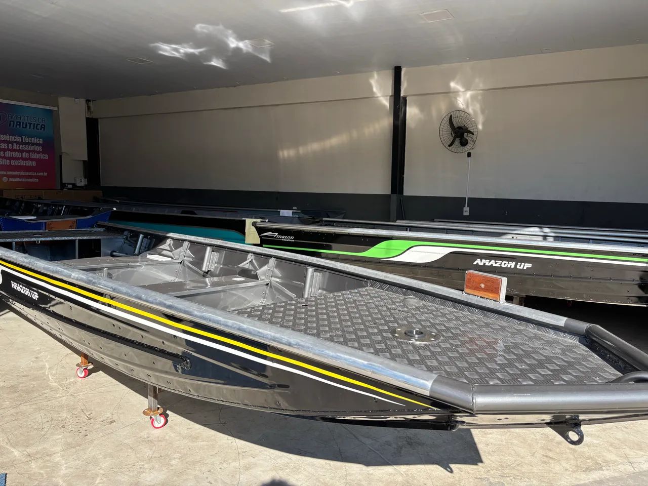 Barco de alumínio Amazon up 5.5 - Foto 2