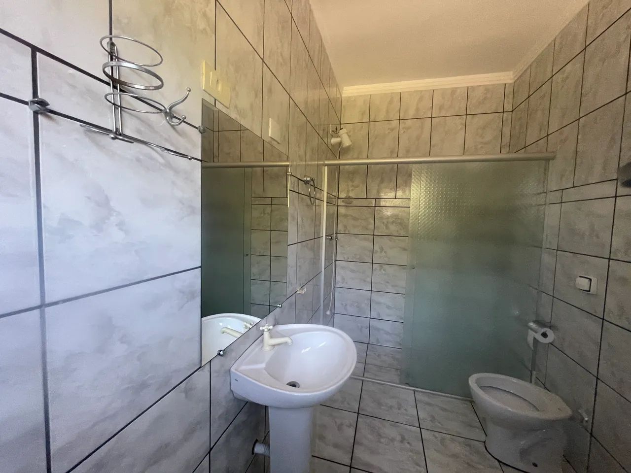 Quarto mobiliado para mulher  - Foto 2