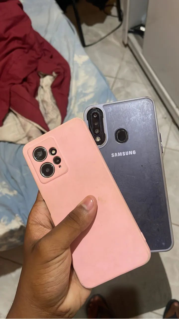 2 celulares para consertar 