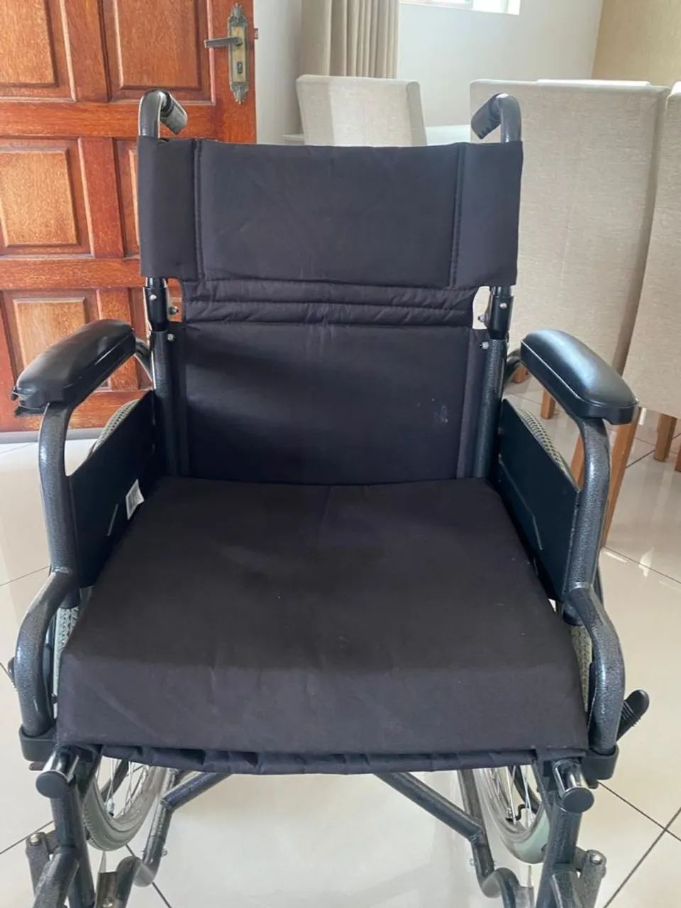 Cadeira de rodas - Foto 5