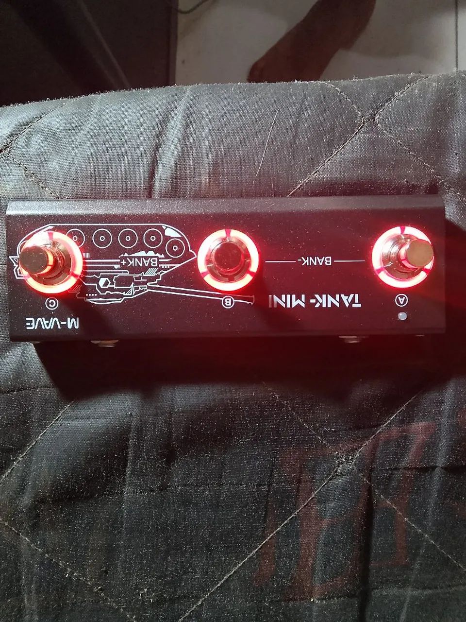 Pedaleira Tank mini, Guitarra e Baixo 