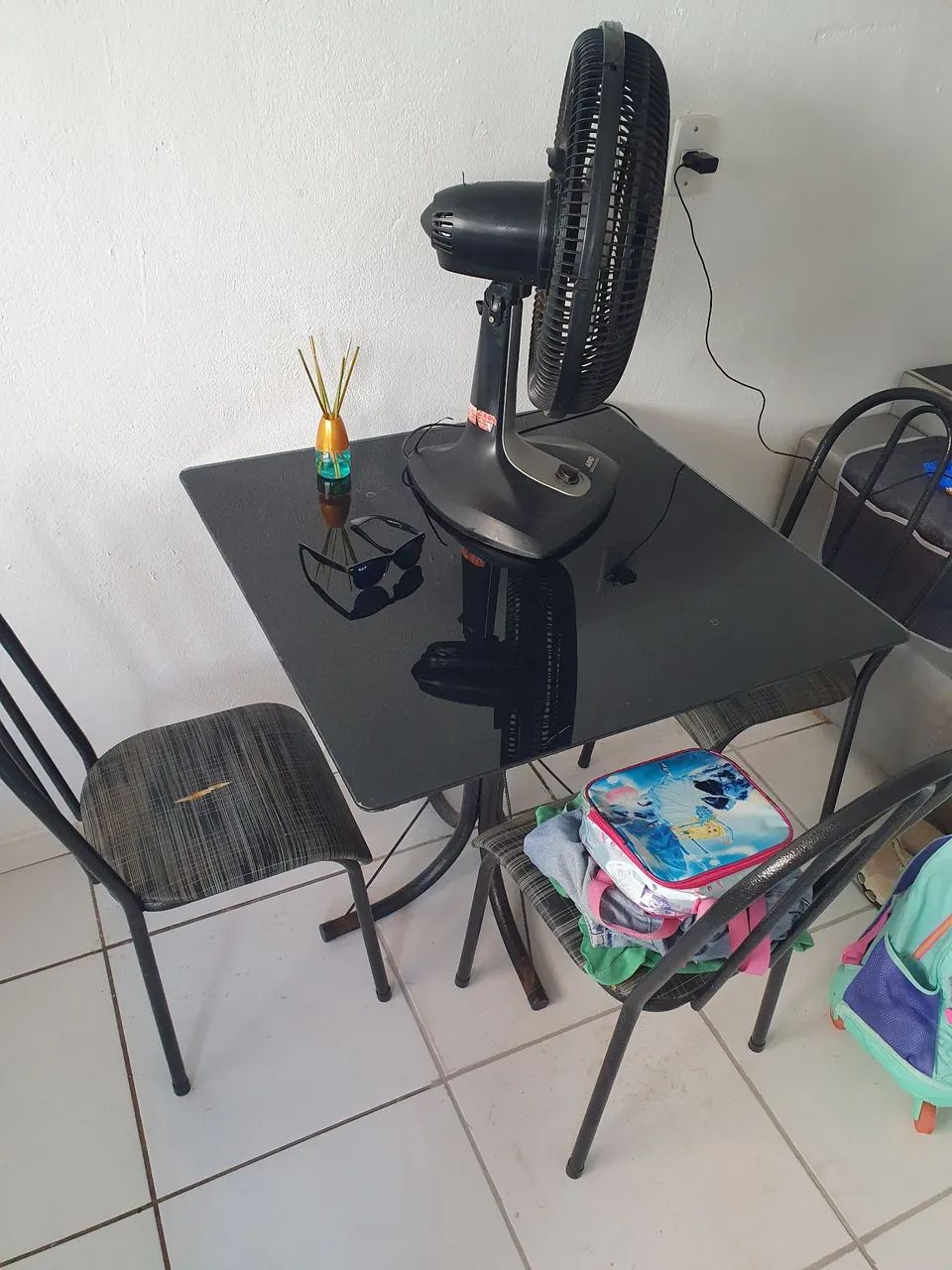 Mesa vidro 4 cadeiras 