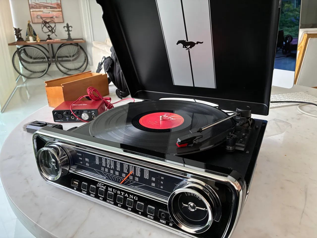ION Audio Mustang LP - Vitrola / Toca-Discos Bluetooth - Aparelhos