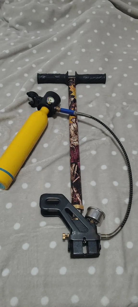 Vendo mini cilindro de mergulho e bomba de Auta pressão em perfeito estado - Foto 3