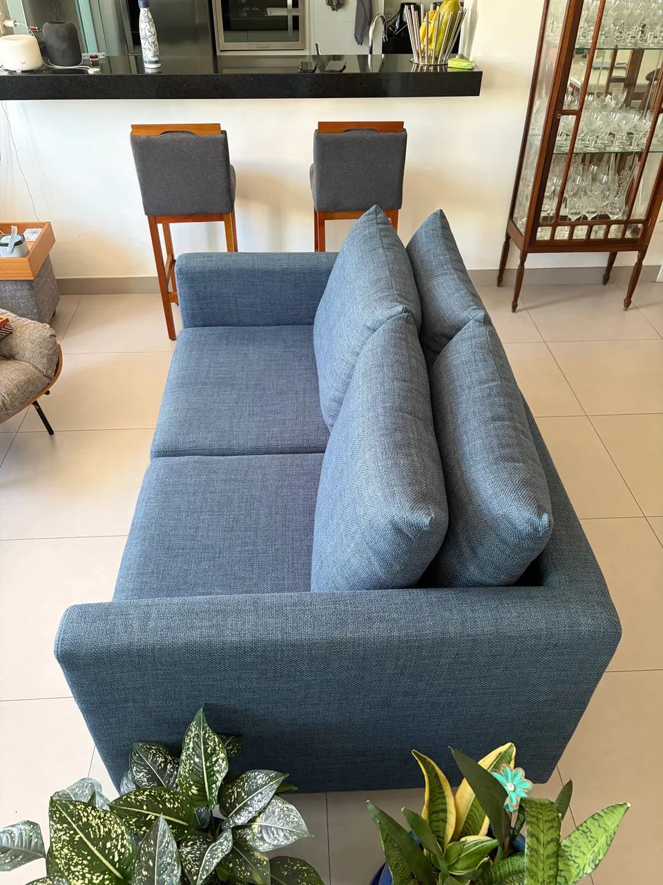 Vendo 2 sofás de 2 lugares Breton + 1 puf - Foto 3