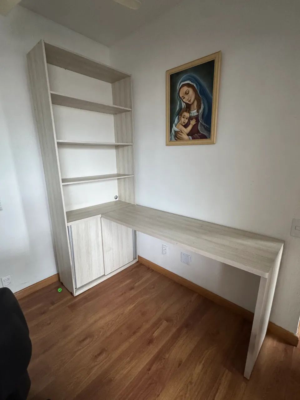 MESA COM ESTANTE DE ESCRITÓRIO 65193077542657121