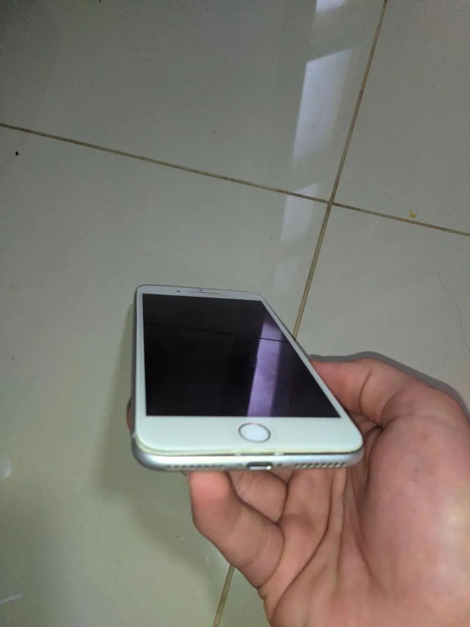 iPhone 8 plus travado na tela da maça  - Foto 4