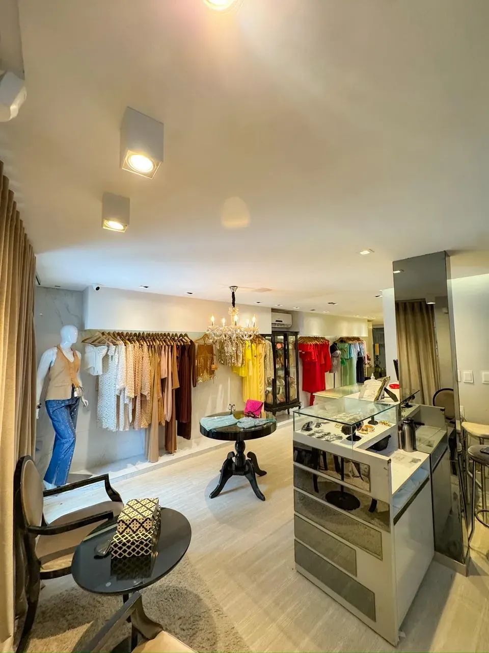 Repasse Loja Vitrine ta principal de Tambau