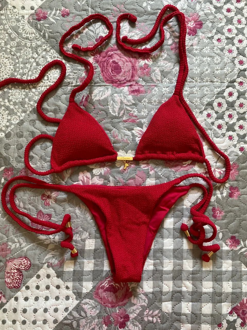 Biquíni vermelho
