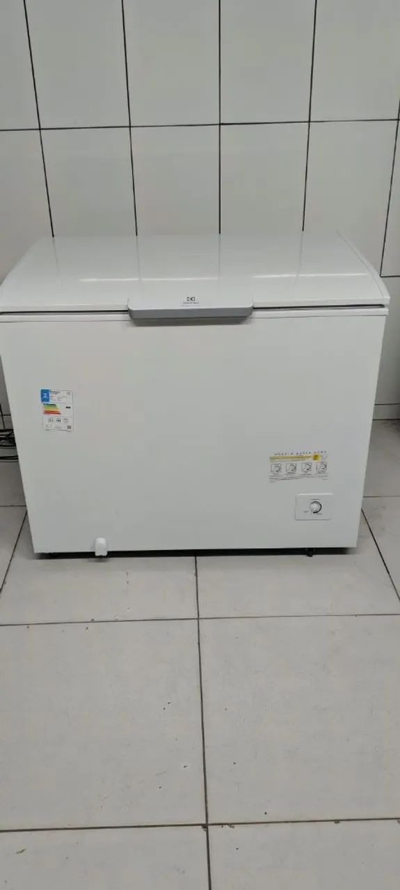 Vende um freezer semi novo horizontal  - Foto 4