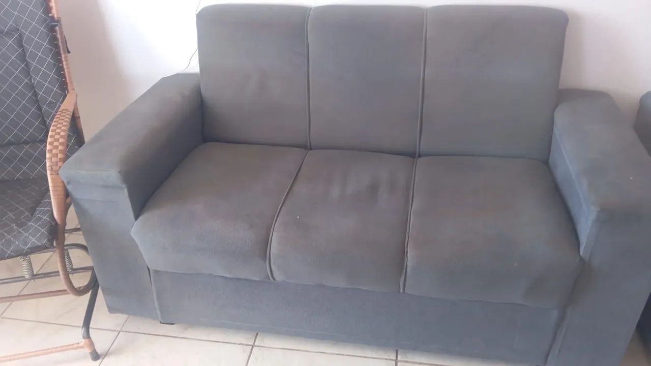 Vende-se um jogo de sofá 