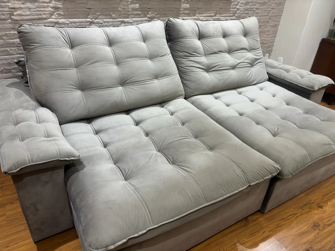 Vendo sofá retrátil 439340659817861122