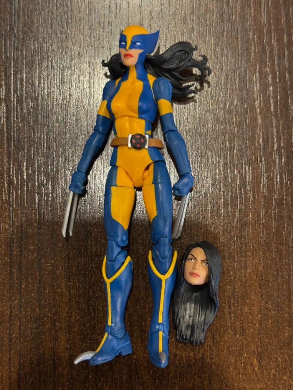 MARVEL LEGENDS X-23 WOLVERINE WAVE SAURON 