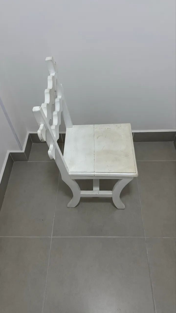 Cadeira maciça branca - Foto 4