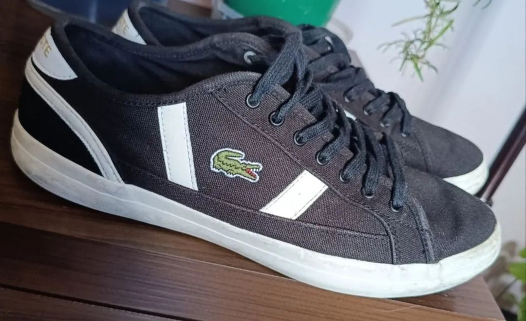 Tênis Lacoste , Semi Novo N° 39 - Foto 3
