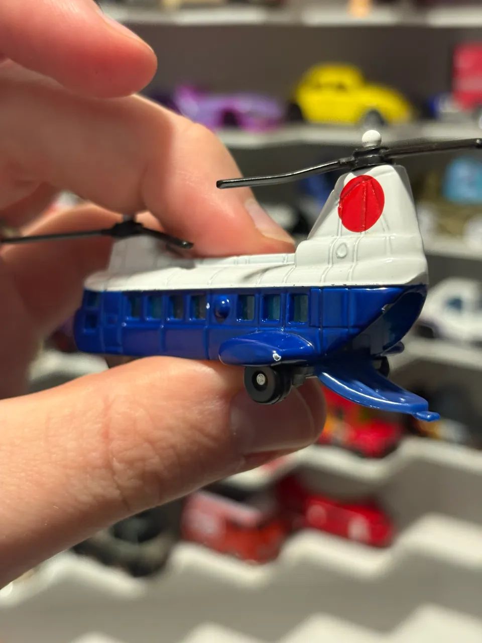 helicóptero Tomica - Foto 3
