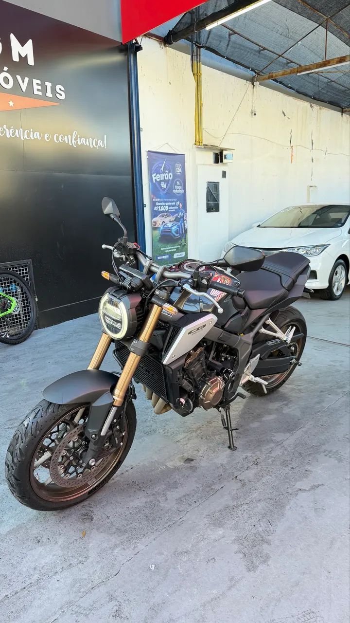 CB650R 2023 - Foto 3