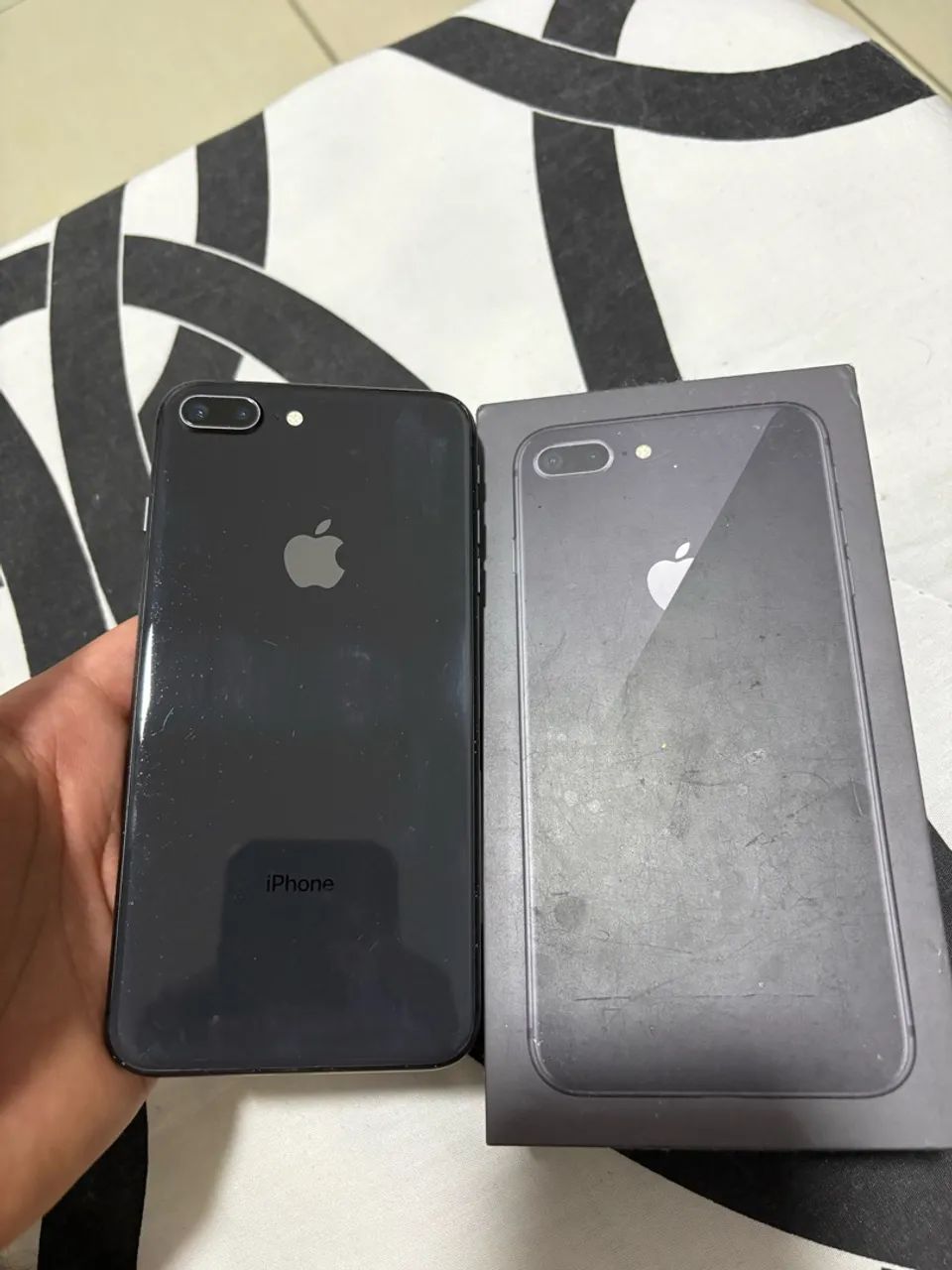 iPhone 8 Plus 256GB - Foto 2