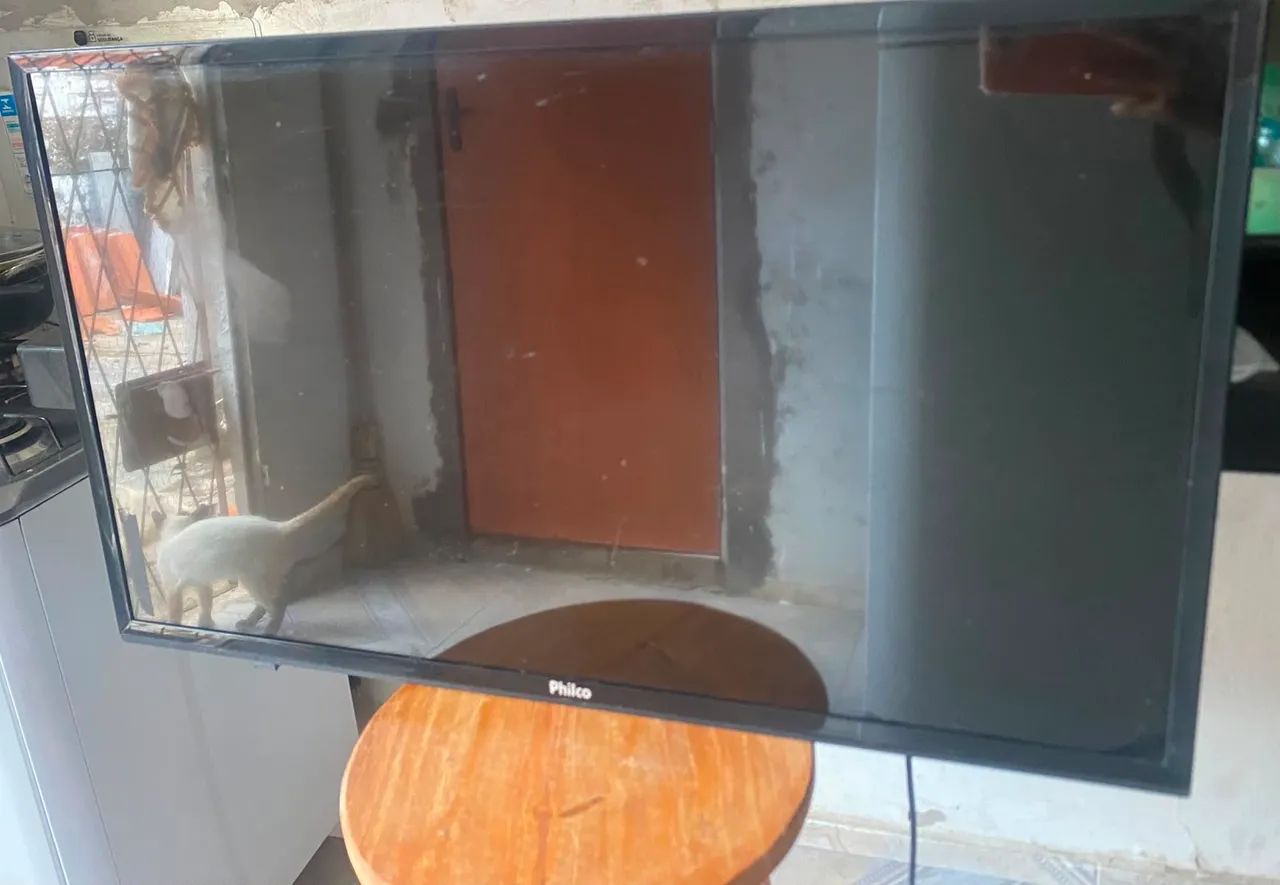 TV PHILCO 32 polegadas 