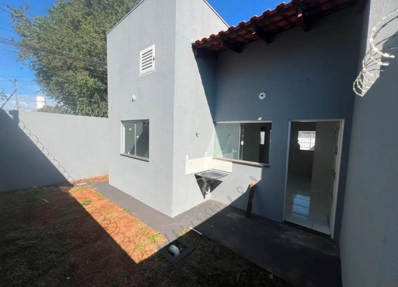 VENDO CASA EM ÁGUAS LINDAS  - Foto 3