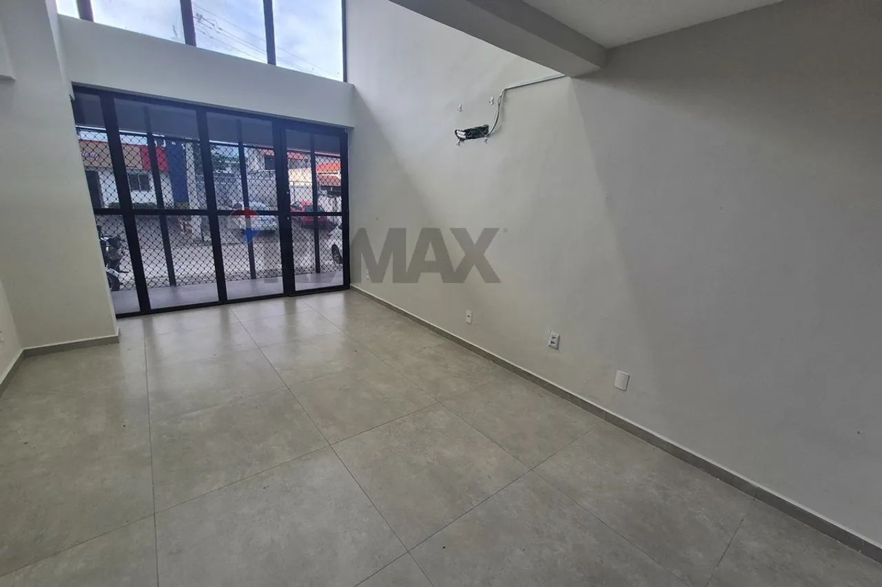 Sala de 32m² para venda em Tambauzinho - Foto 2