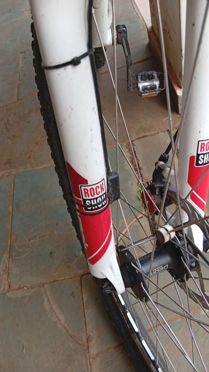 Bike aro 29 Caloi comando Deore  - Foto 3