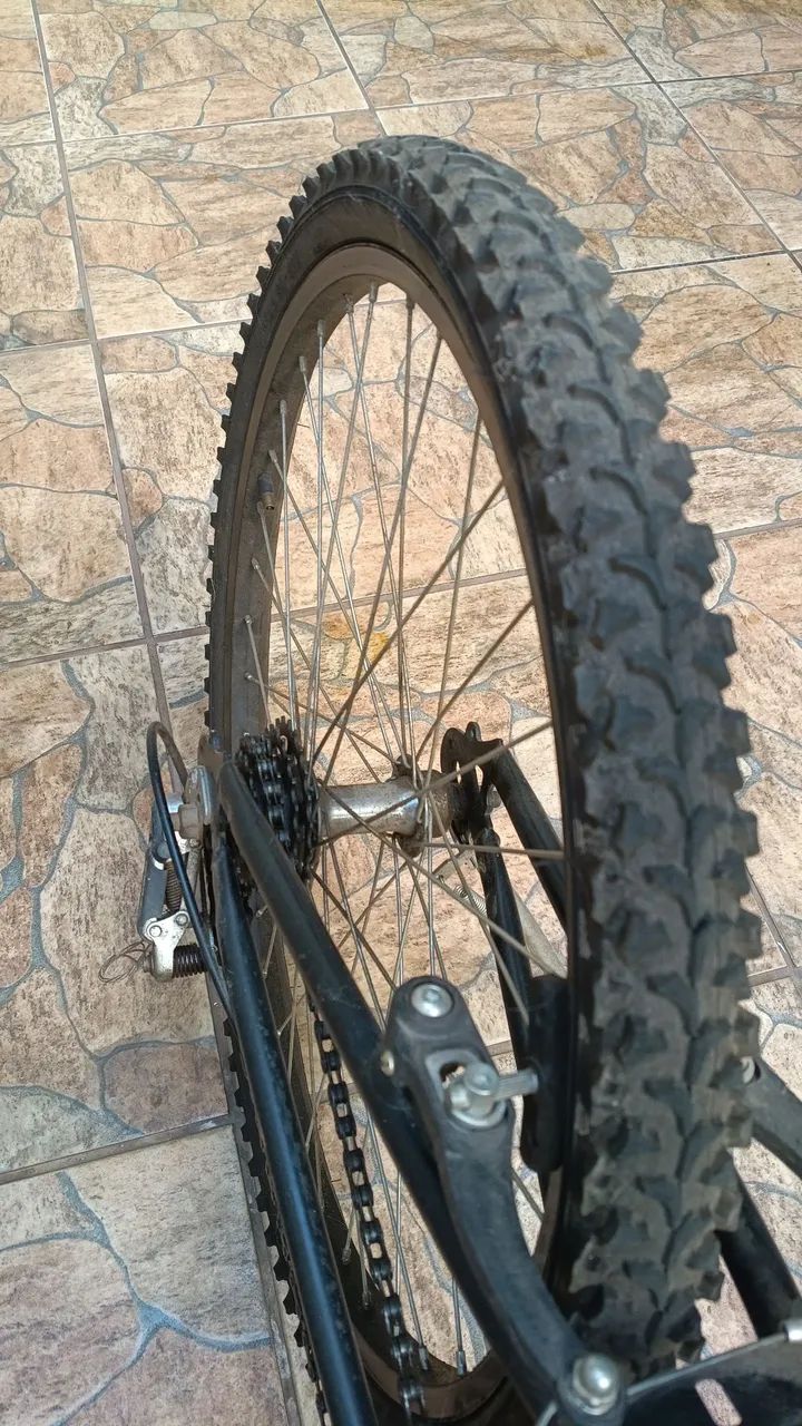 Bicicleta Aro 24 com marcha  - Foto 3