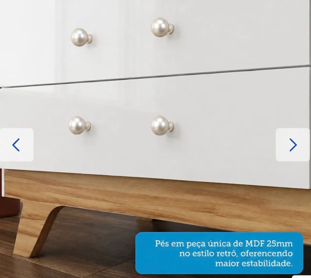 Guarda roupa 4 portas com 3 gavetas e dois cabideiros - Foto 2