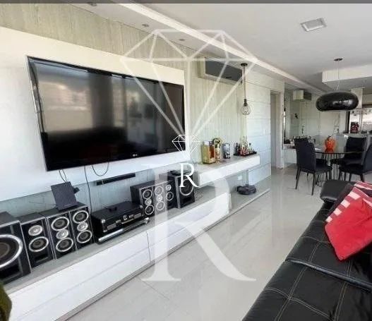 Cobertura de 3 suítes bairro Itacorubi em Florianópolis